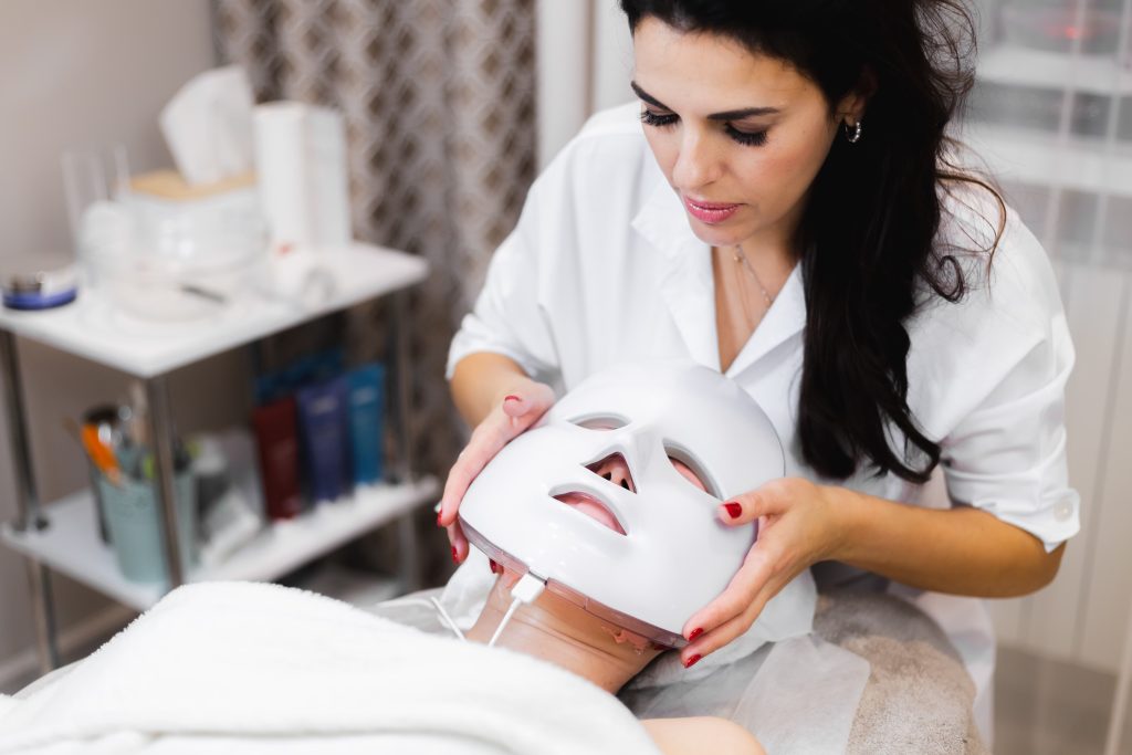Anti-aging facial treatment